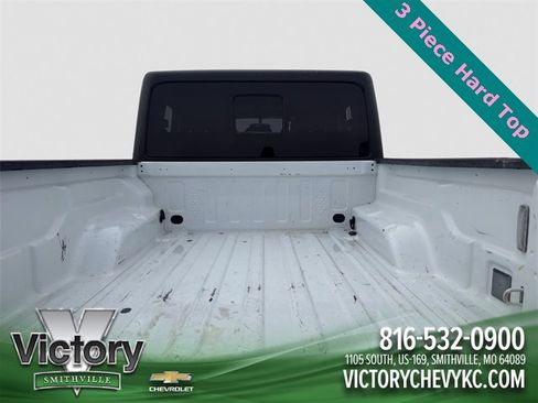 Used 2023 Jeep Gladiator Overland image 33