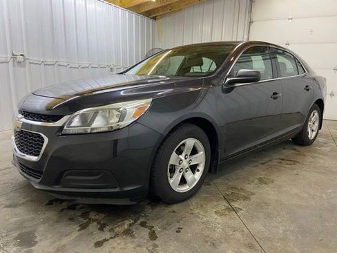 Used 2015 Chevrolet Malibu LS FWD image 3