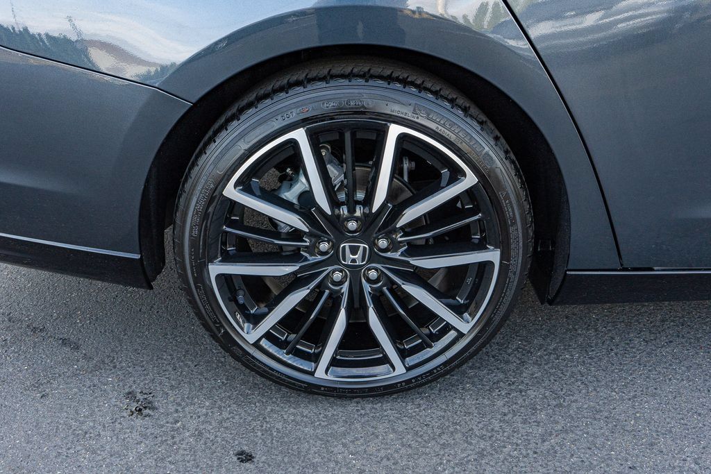Certified 2023 Honda Accord Touring image 33