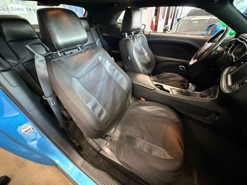 Used 2015 Dodge Challenger SXT Plus w/ Sound Group II image 28