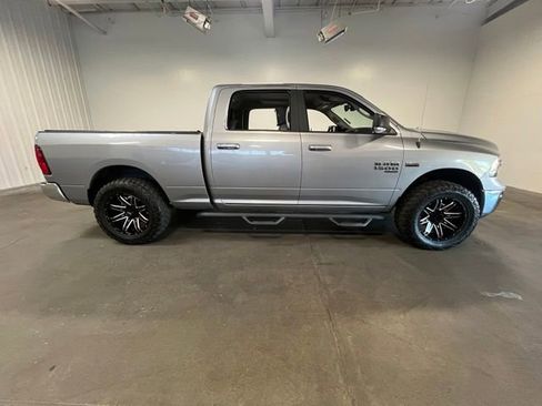 Used 2019 RAM 1500 Big Horn AWD/4WD image 2