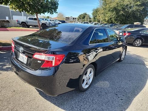 Used 2013 Toyota Camry SE image 5