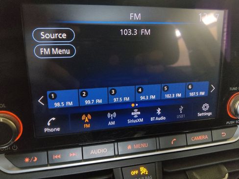 Used 2024 Nissan Altima 2.5 SV image 25