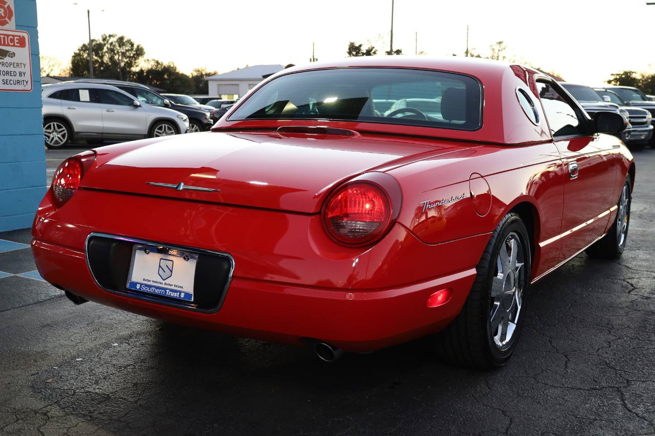 Used 2002 Ford Thunderbird RWD image 4