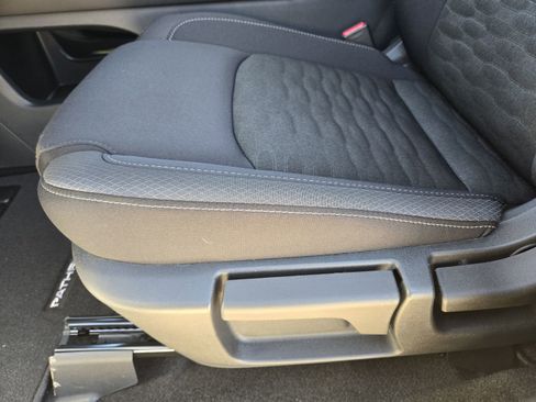 New 2026 Nissan Pathfinder S image 21