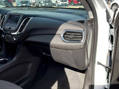 Used 2024 Chevrolet Equinox LT image 17