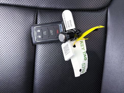 Used 2024 Jeep Grand Cherokee L Limited w/ Luxury Tech Group II image 29