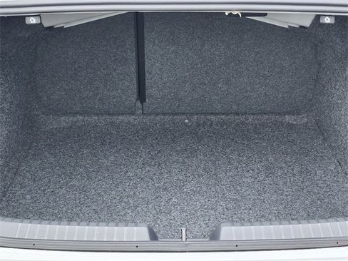 New 2026 Volkswagen Jetta SE image 31