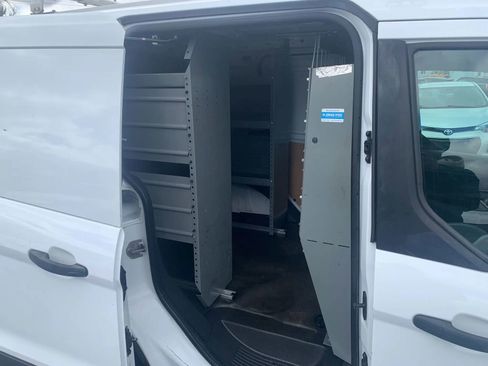 Used 2018 Ford Transit Connect XL image 10