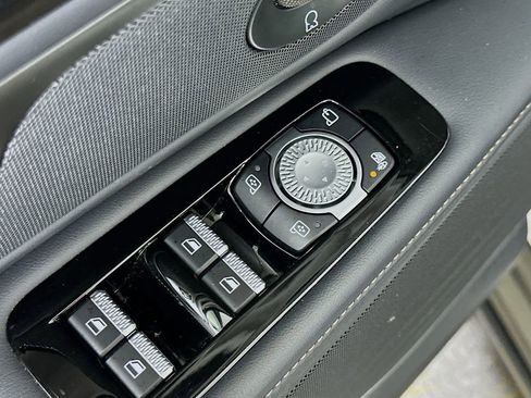 Used 2024 Lincoln Nautilus Premier w/ Equipment Group 102A AWD/4WD image 20