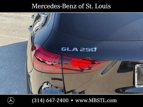 New 2026 Mercedes-Benz GLA 250 4MATIC image 4