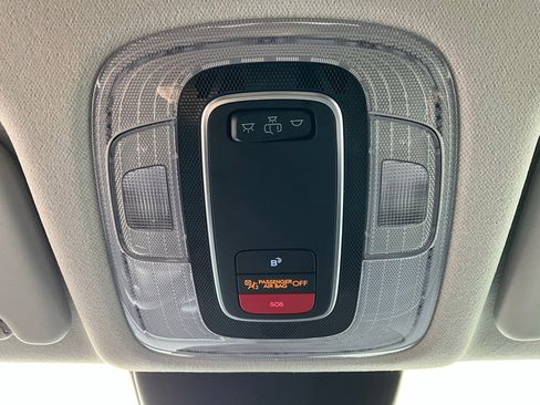 Used 2025 Hyundai Kona SEL image 17