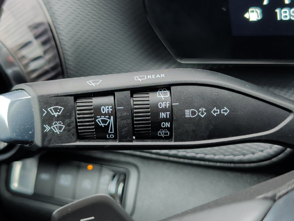 Used 2026 Chevrolet Equinox LT AWD/4WD image 46