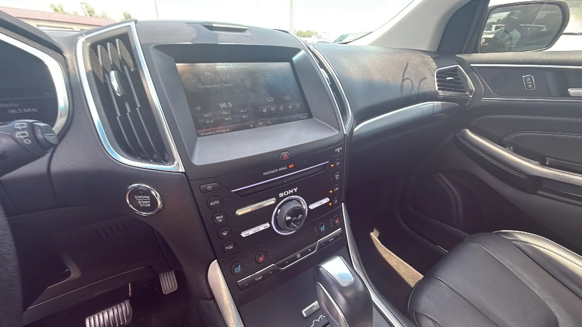 Used 2015 Ford Edge Titanium w/ Equipment Group 301A FWD image 7
