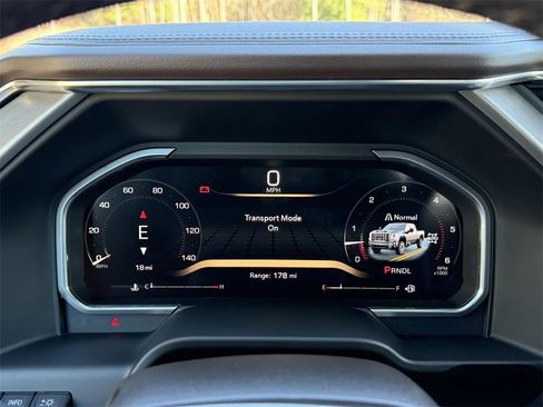 New 2026 GMC Sierra 2500 Denali w/ Denali Reserve Package image 19