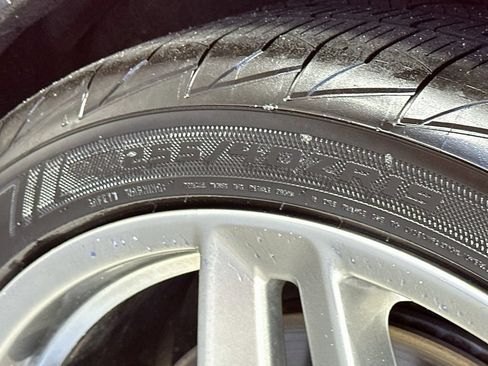 Used 2024 Ford Mustang GT Premium RWD image 31