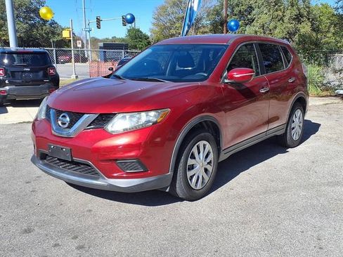 Used 2014 Nissan Rogue S w/ S Family Package image 3