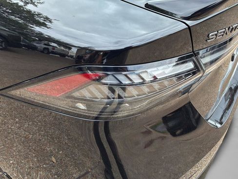 Used 2026 Nissan Sentra SR w/ Floor Mat Package FWD image 33
