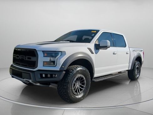 Certified 2019 Ford F150 Raptor w/ Equipment Group 802A Luxury image 11