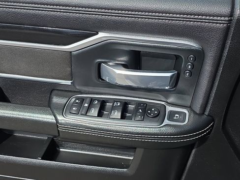 Used 2020 RAM 3500 Laramie image 27