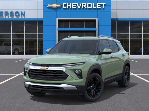 New 2026 Chevrolet TrailBlazer LT w/ Convenience Package AWD/4WD image 8