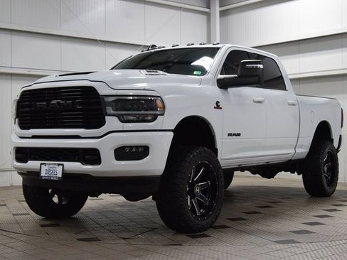 Used 2023 RAM 2500 Laramie w/ Night Edition image 3