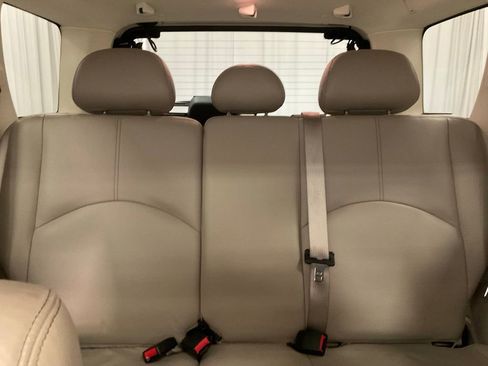 Used 2009 Mercury Mariner Premier image 26