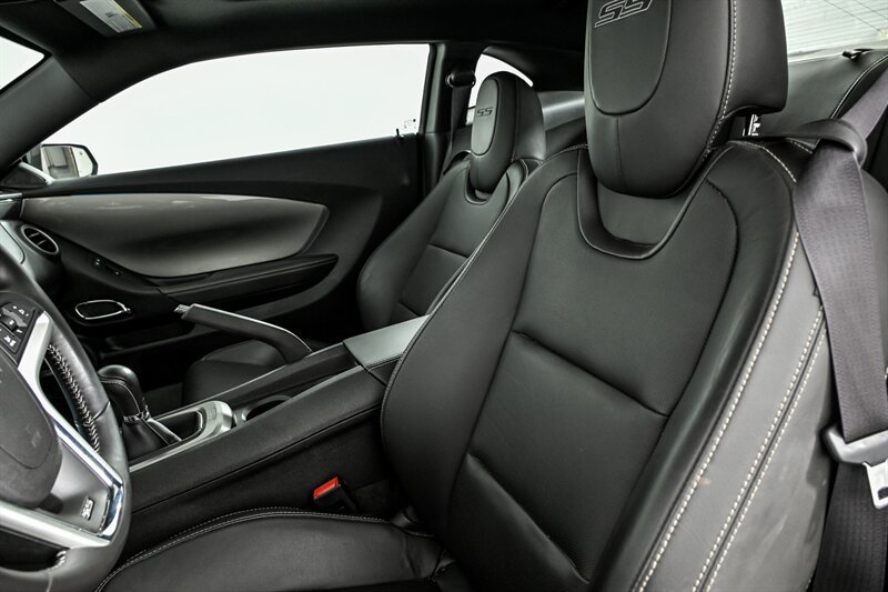 Used 2015 Chevrolet Camaro SS w/ RS Package RWD image 16