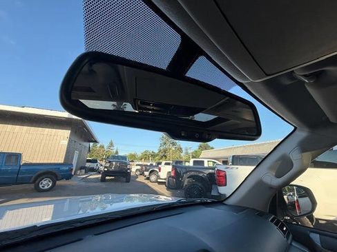 Used 2019 Toyota 4Runner SR5 Premium AWD/4WD image 43