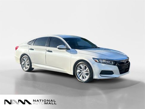 Used 2019 Honda Accord LX image 7