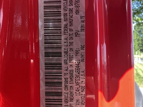 Used 2019 Jeep Wrangler Unlimited Rubicon image 37