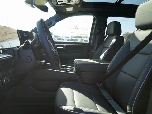 New 2026 Chevrolet Tahoe Premier image 12