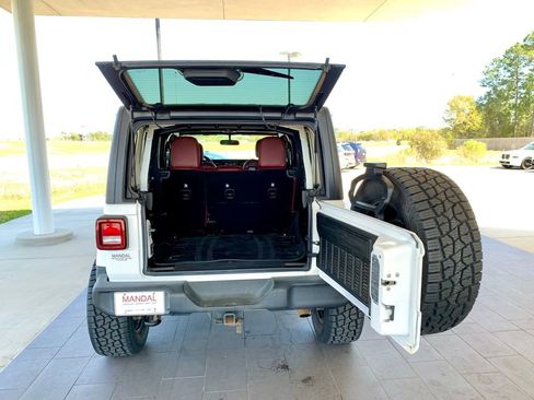 Used 2019 Jeep Wrangler Unlimited Sport S image 19