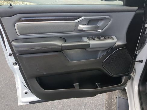 Used 2022 RAM 1500 Big Horn AWD/4WD image 12
