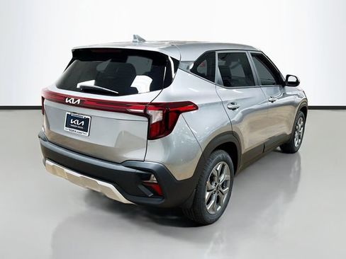 New 2026 Kia Seltos LX image 7