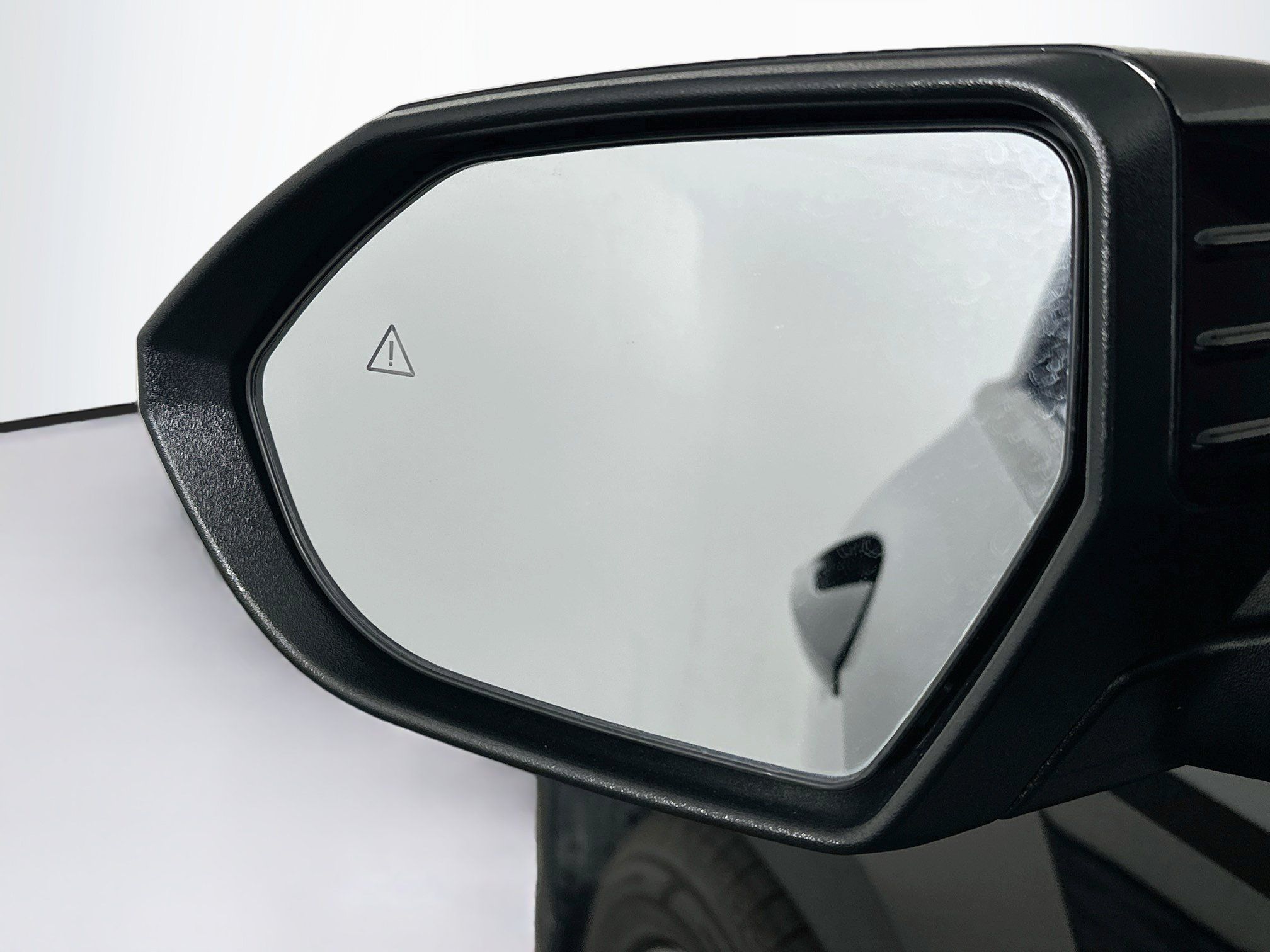 Used 2025 Hyundai Kona SEL FWD image 16
