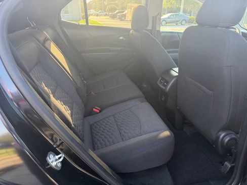 Used 2019 Chevrolet Equinox LT AWD/4WD image 15