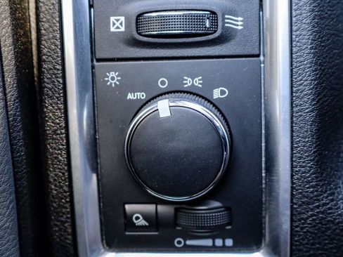 Used 2024 RAM 1500 Classic SLT image 21