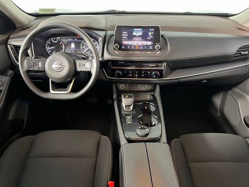 Used 2023 Nissan Rogue S image 13