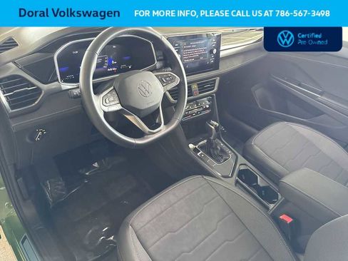 Used 2025 Volkswagen Taos SE image 13