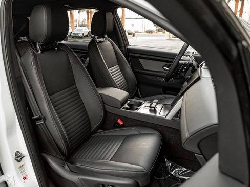 Used 2024 Land Rover Discovery Sport Dynamic SE image 26