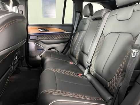 Used 2026 Jeep Grand Cherokee Summit w/ Adv Protech Group IV AWD/4WD image 41