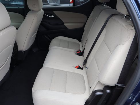 Used 2023 Chevrolet Traverse LS w/ Safety Package AWD/4WD image 32