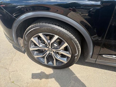 Used 2023 Acura MDX SH-AWD w/ Technology Package image 13