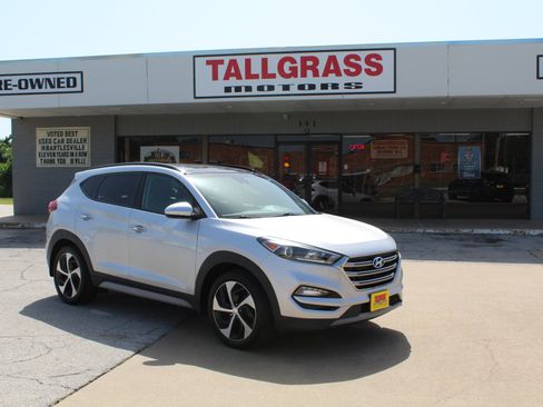 Used 2018 Hyundai Tucson Limited w/ Ultimate Package 02 AWD/4WD image 1