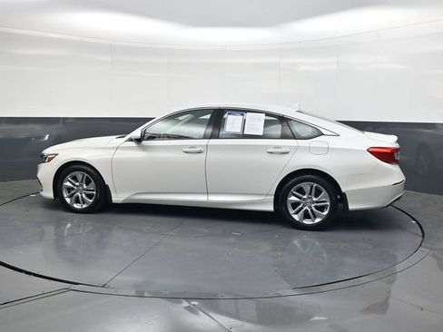 Used 2019 Honda Accord LX image 7