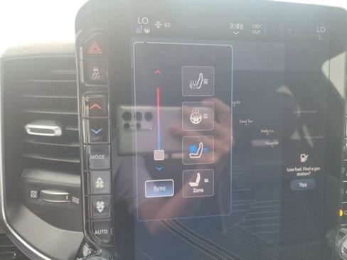 New 2026 RAM 1500 Laramie AWD/4WD image 5