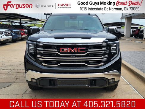 New 2026 GMC Sierra 1500 SLT w/ SLT Premium Plus Package AWD/4WD image 9