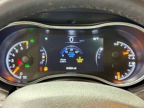 Used 2018 Jeep Grand Cherokee Limited image 12