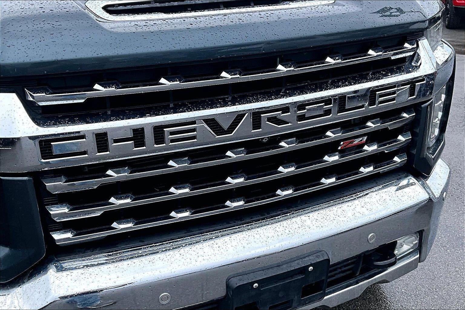 Used 2020 Chevrolet Silverado 2500 LTZ w/ LTZ Premium Package AWD/4WD image 28